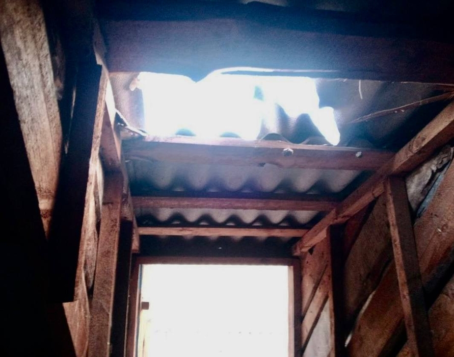 Пошкоджений обстрілом будинок на Кіровоградщині