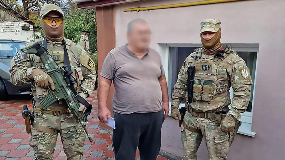 Суддя Гончар з оперативниками СБУ