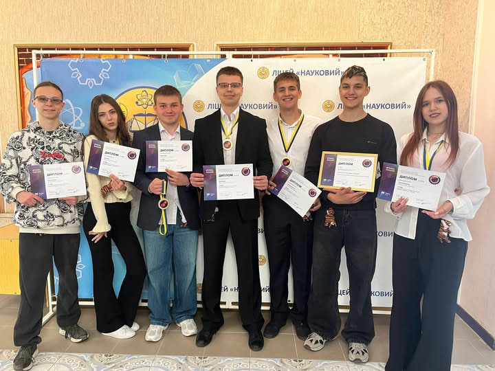 Команда «Just Shrooms»