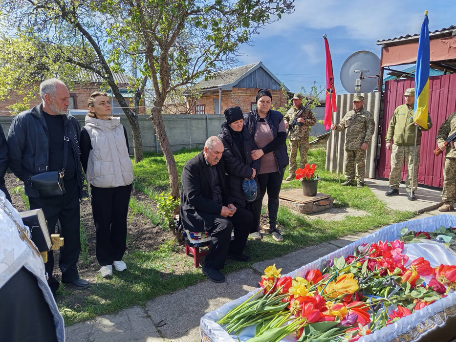 Відспівування загиблого воїна Олександра Бойка у Долинській
