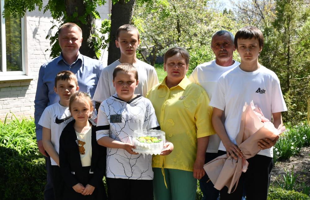 Родина Каленюків з Косівки та "Мати-героїня" Наталія Каленюк