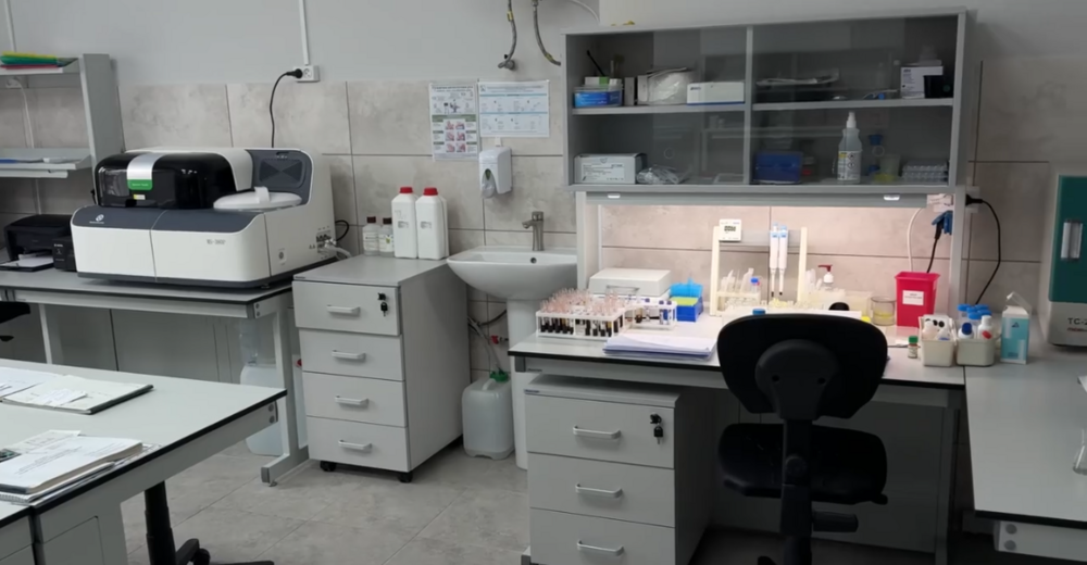 Відремонтоване приміщення лабораторії в гайворонській лікарні