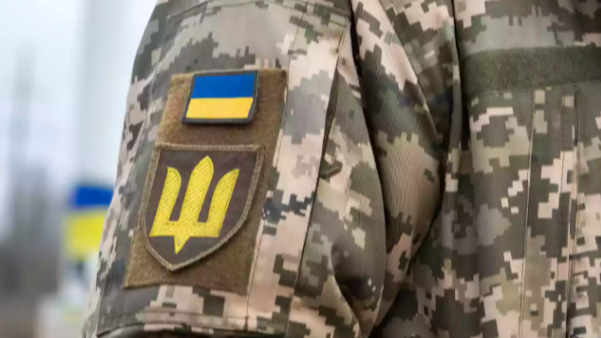 Військовослужбовець