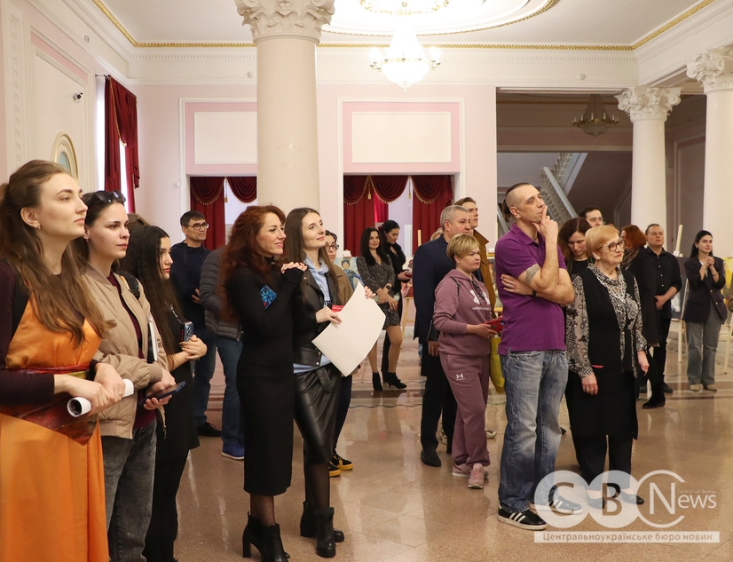 виставка «Інший ракурс» в Театрі корифеїв