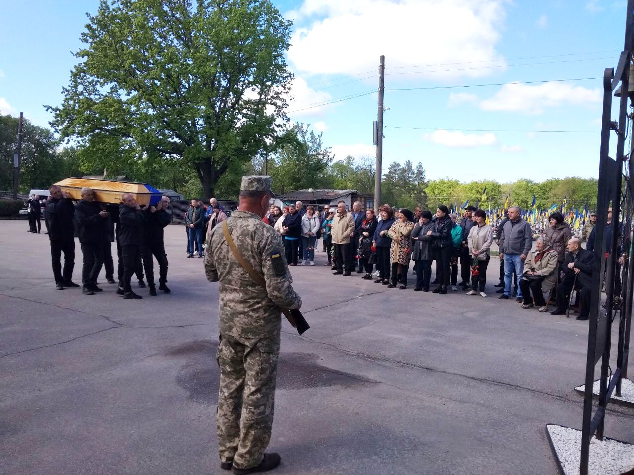 У Кропивницькому провели в останню путь загиблих військових Ігоря Пастушенка та Віталія Жоміра