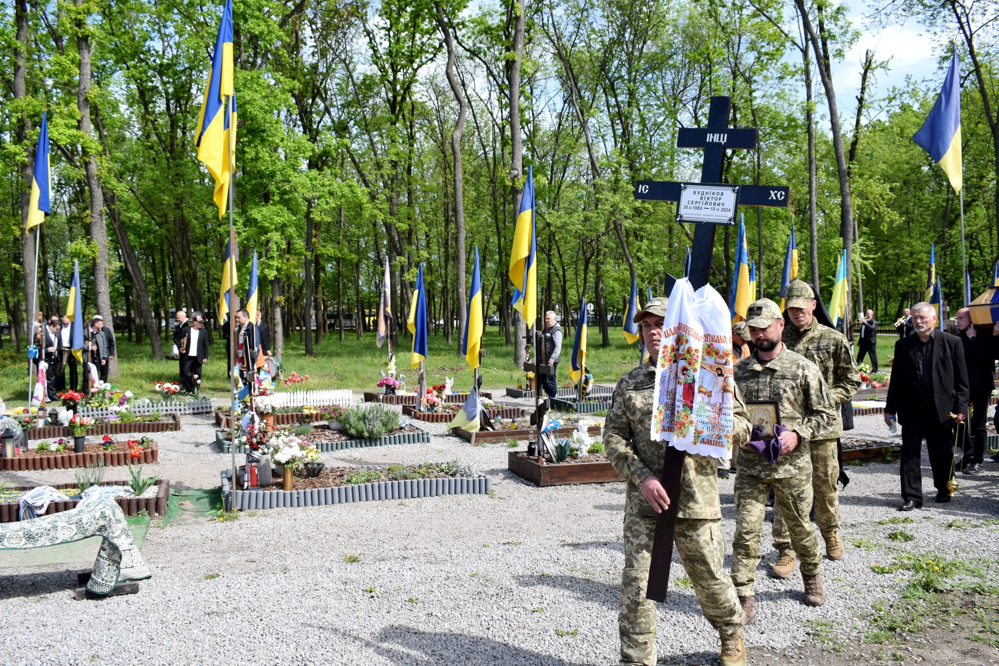У Кропивницькому провели в останню путь Віктора Буднікова і Сергія Потерайка