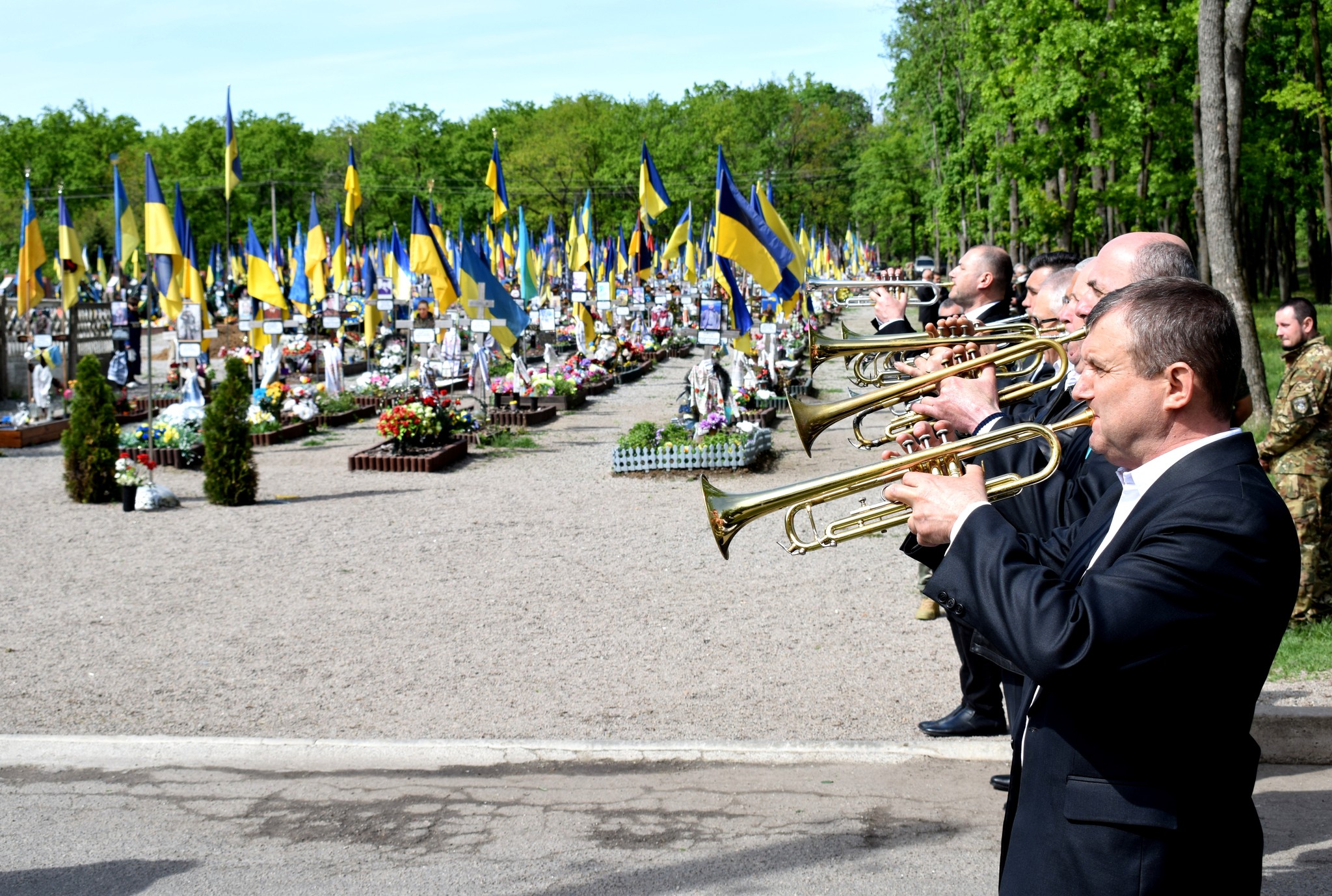 У Кропивницькому провели в останню путь Віктора Буднікова і Сергія Потерайка
