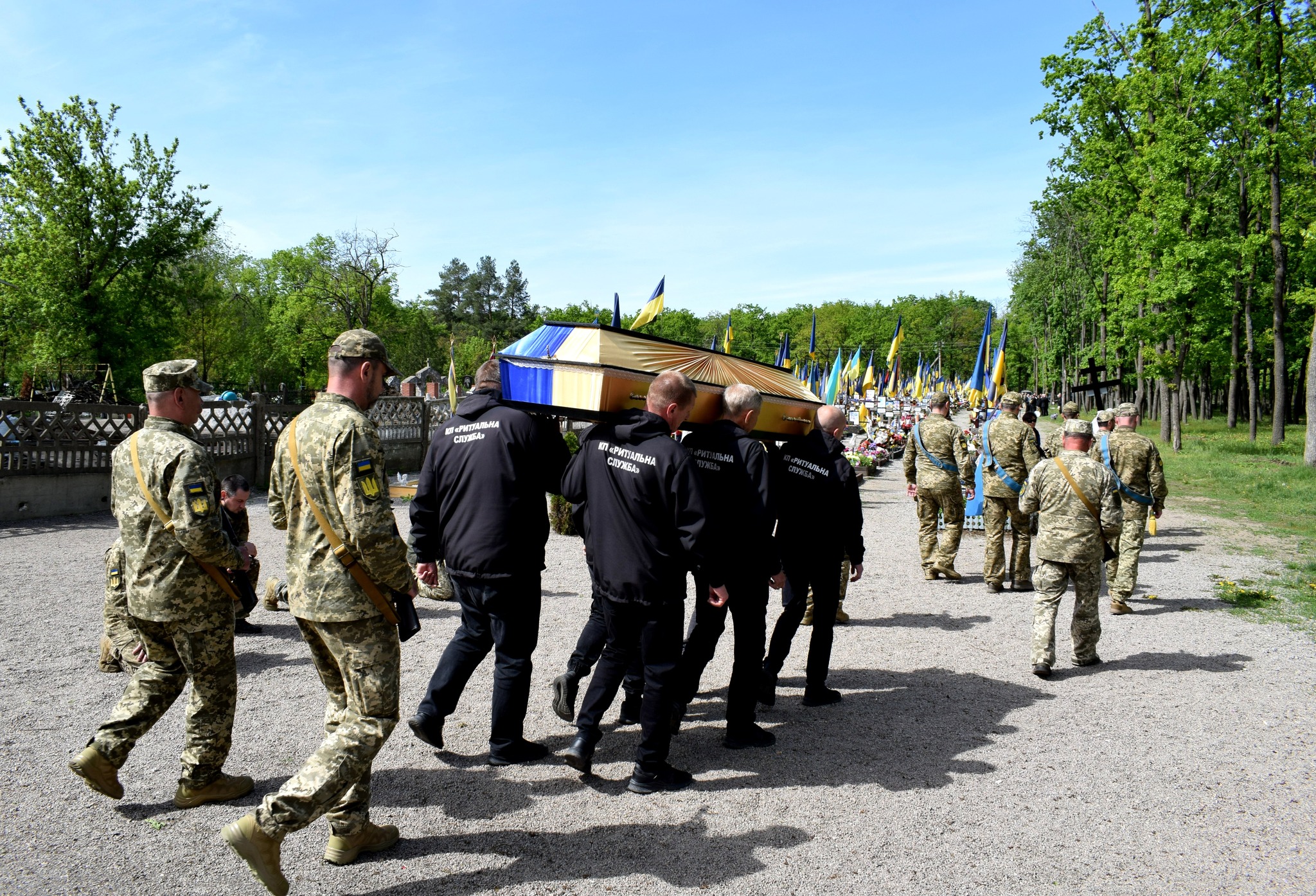 У Кропивницькому провели в останню путь Віктора Буднікова і Сергія Потерайка