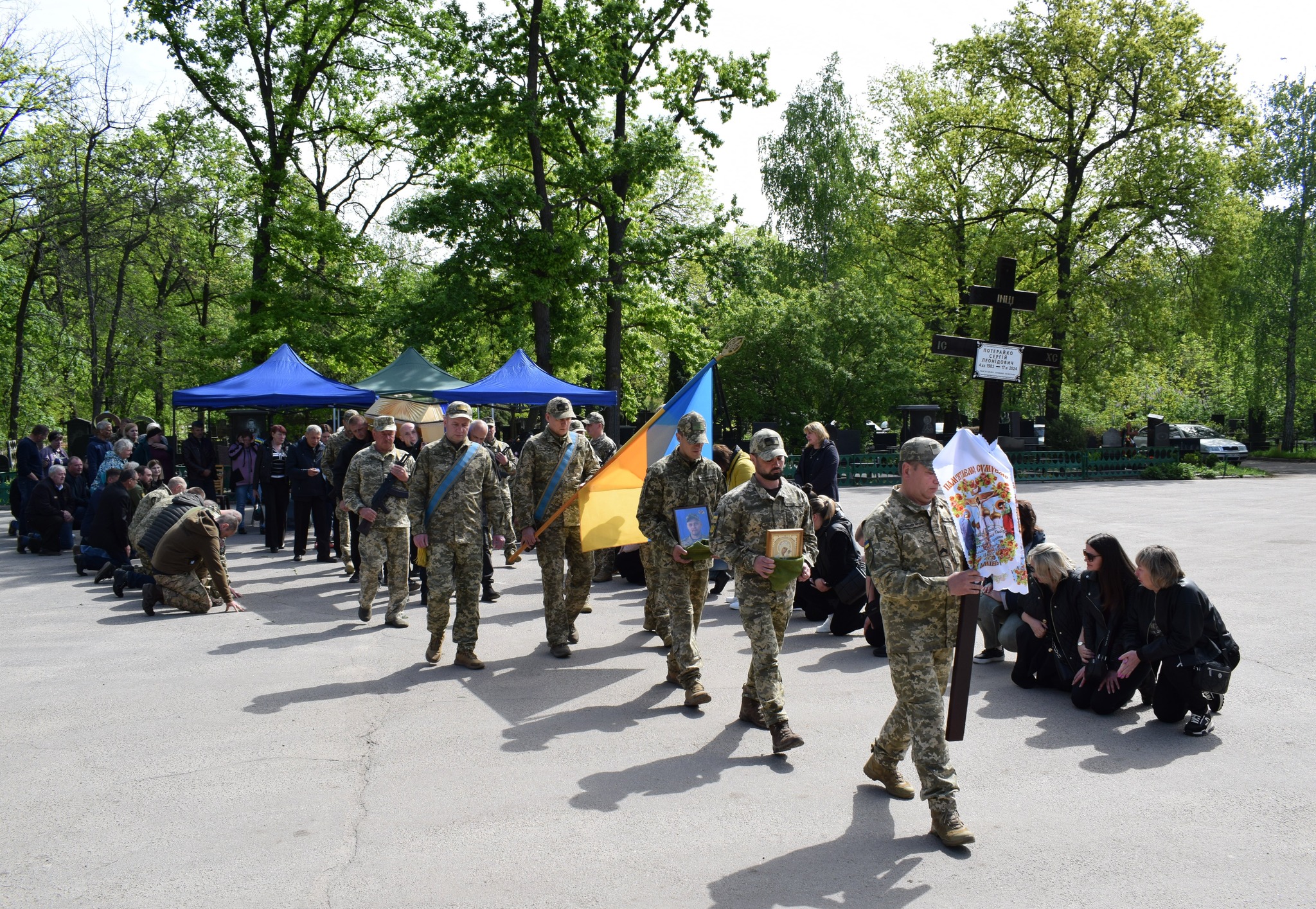 У Кропивницькому провели в останню путь Віктора Буднікова і Сергія Потерайка