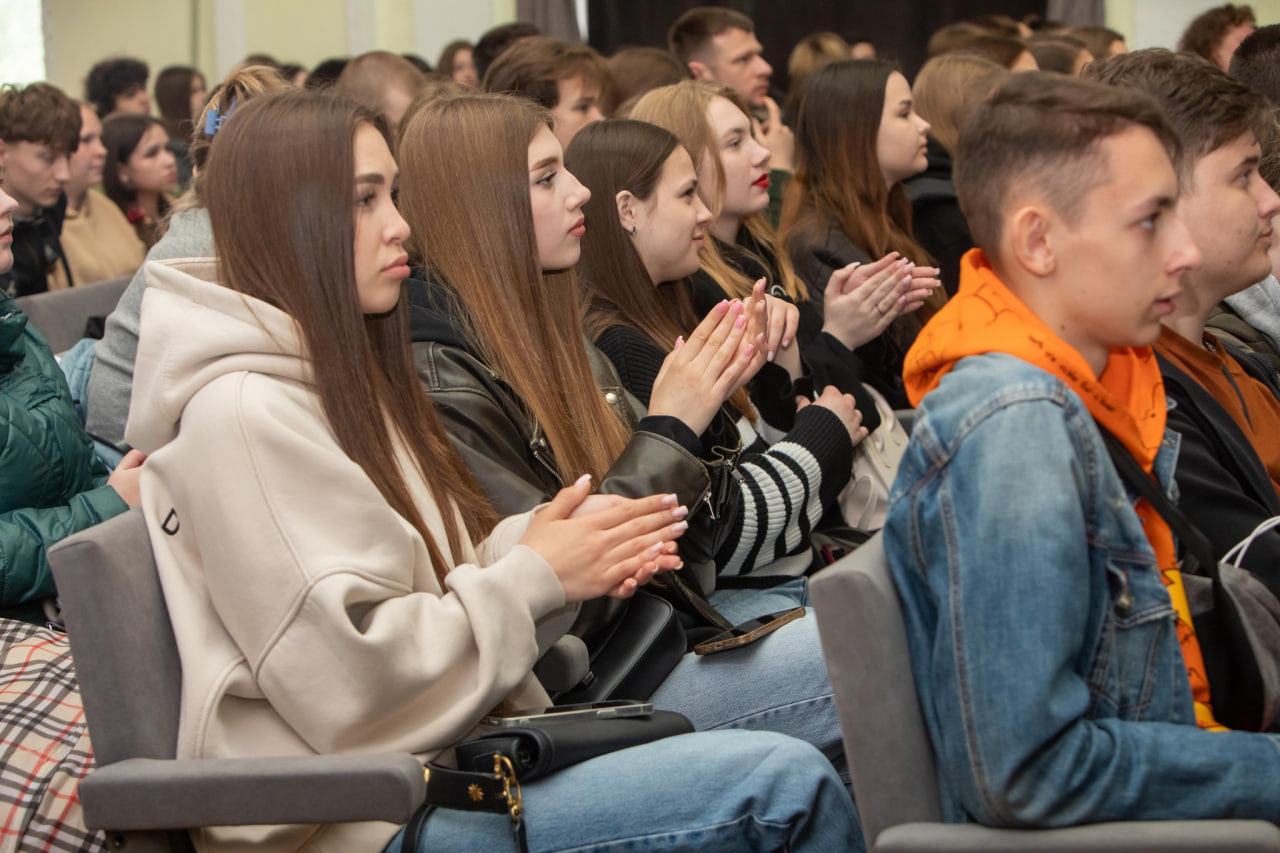 в Кропивницькому ліцеї «Науковий» зібрали 55 565 грн на потреби ЗСУ