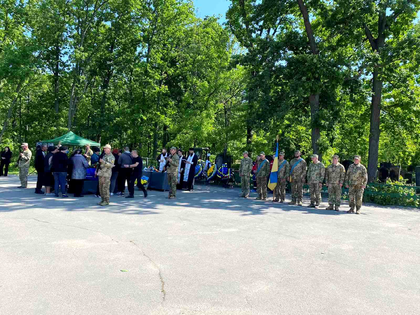 У Кропивницькому провели в останню путь загиблого військового Олександра Конопатського