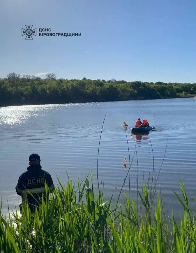 Тіла двох чоловіків дістали з водойм на Кіровоградщині
