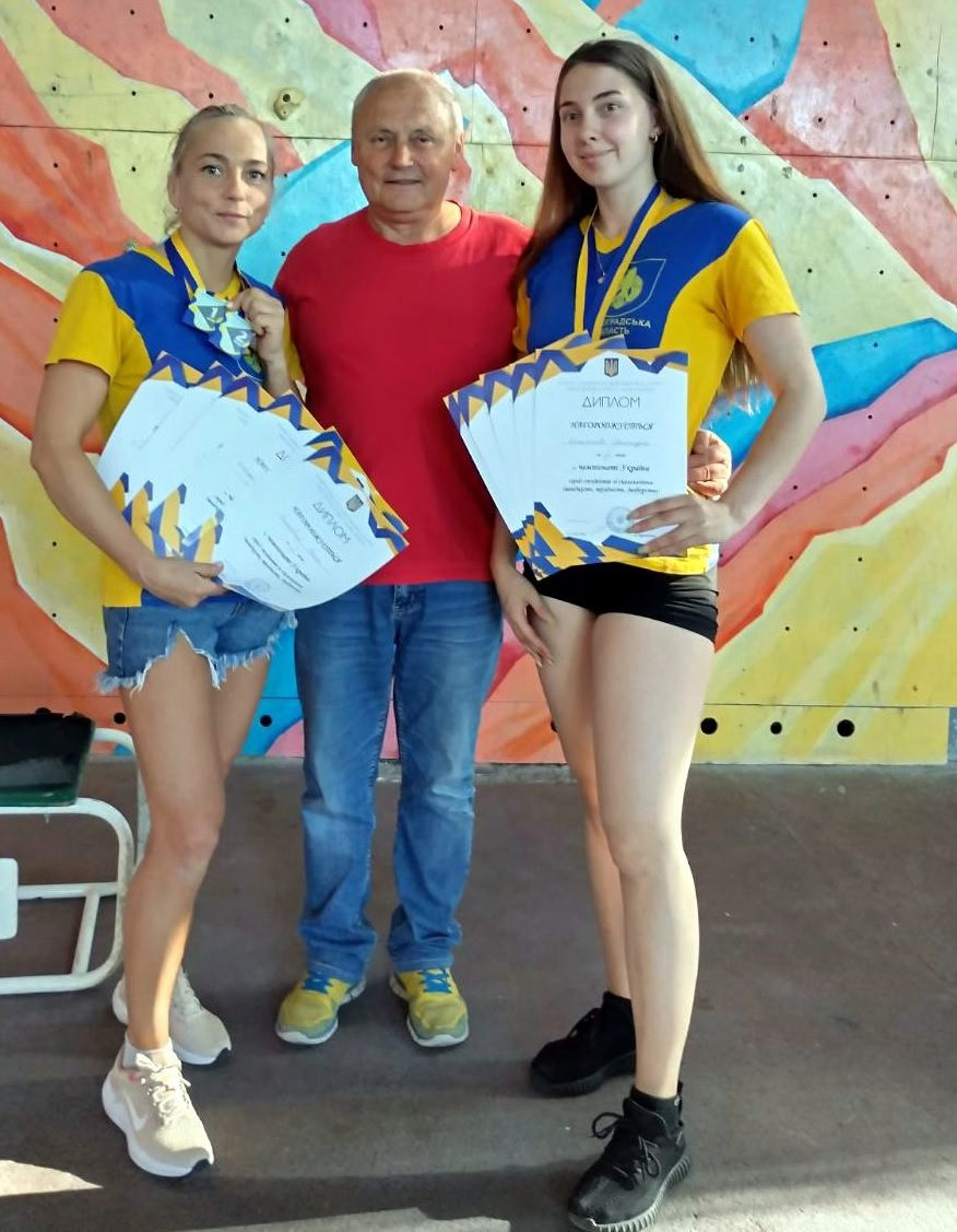 Кропивницька скелелазка Євгенія Чернявська стала чемпіонкою України