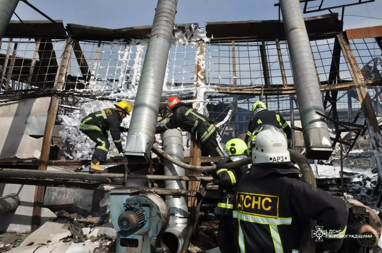 пожежа на промисловому підприємстві «Хімрезерв» у Кропивницькому