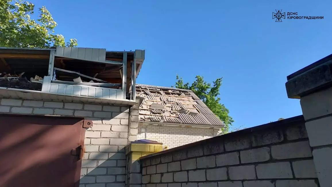 наслідки російського обстрілу у Світловодську