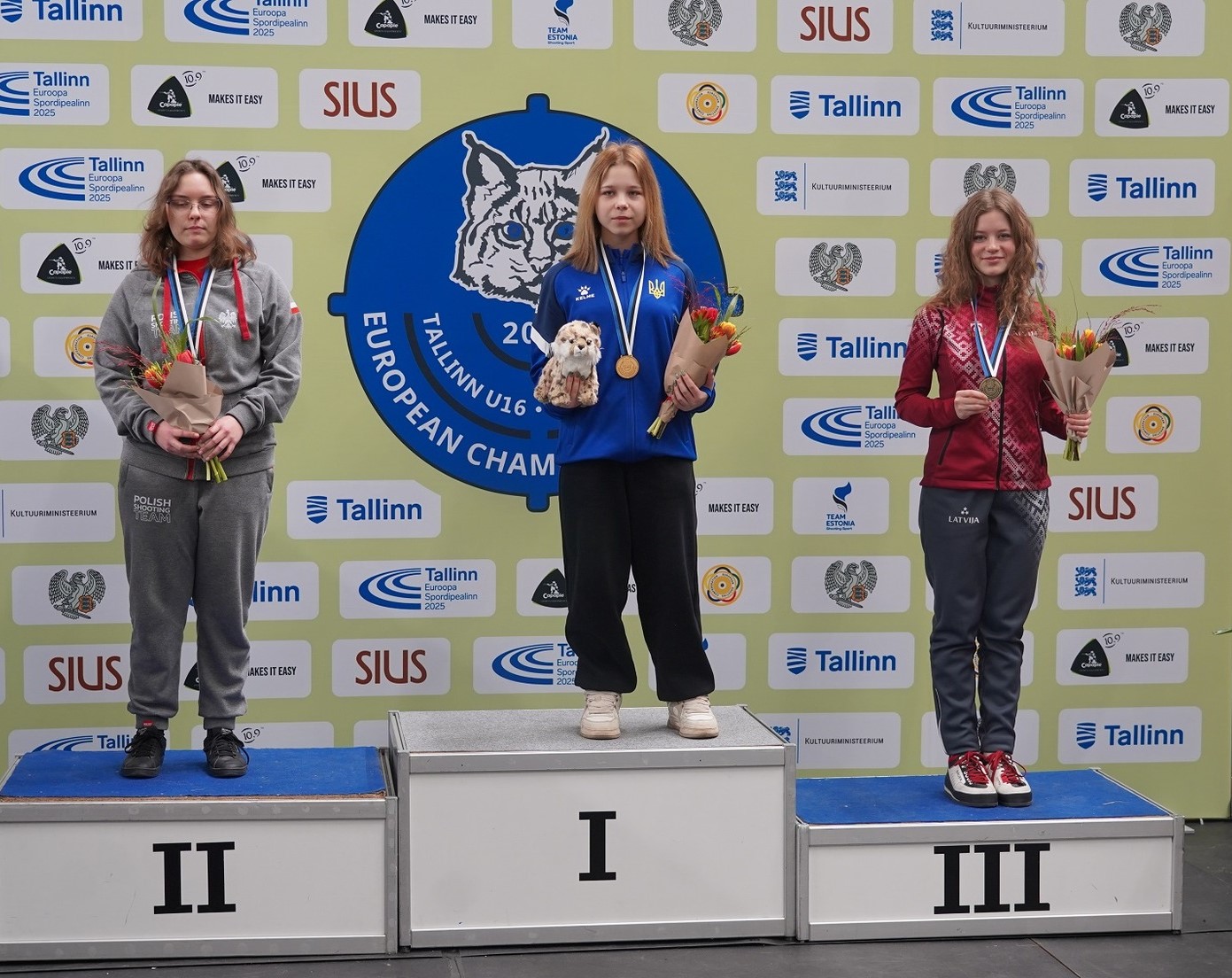 На юнацькому чемпіонаті Європи з кульової стрільби, який проходив у столиці Естонії місті Таллінн, спортсменки з Кіровоградщини отримали шість золотих, одну срібну та три бронзові медалі.