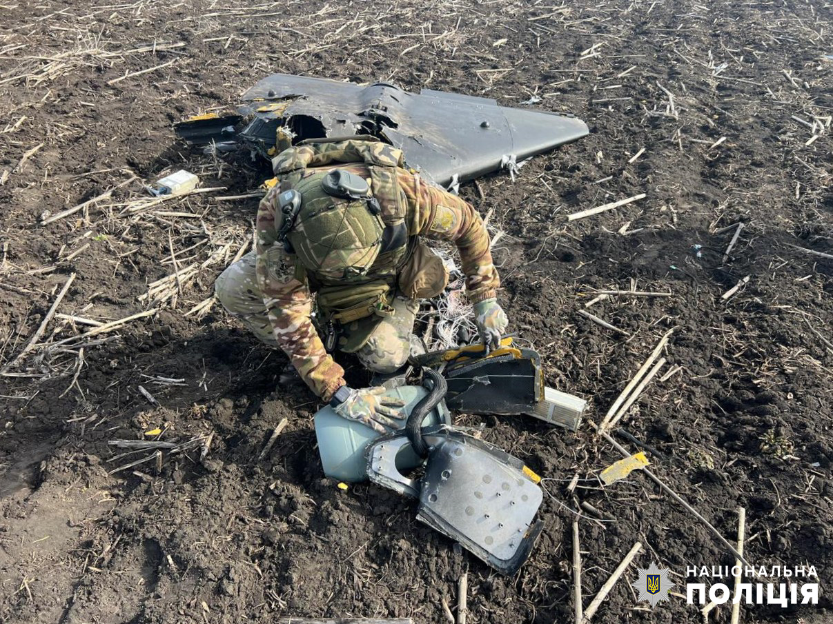На Кіровоградщині вибухотехніки поліції знешкодили осколково-фугасну бойову частину російського безпілотника.
