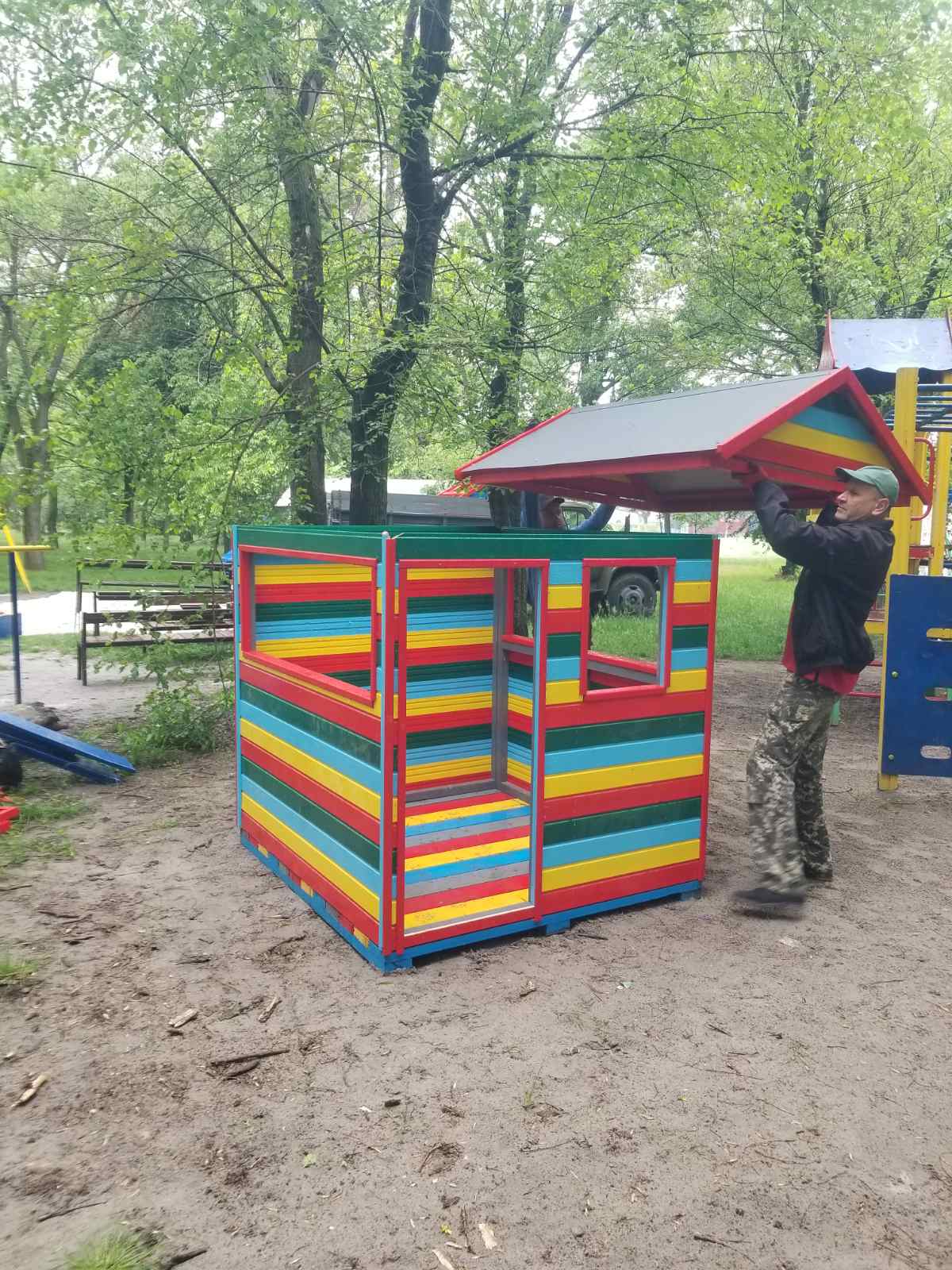 У Фортечному районі Кропивницького облаштували п'ять дитячих майданчиків