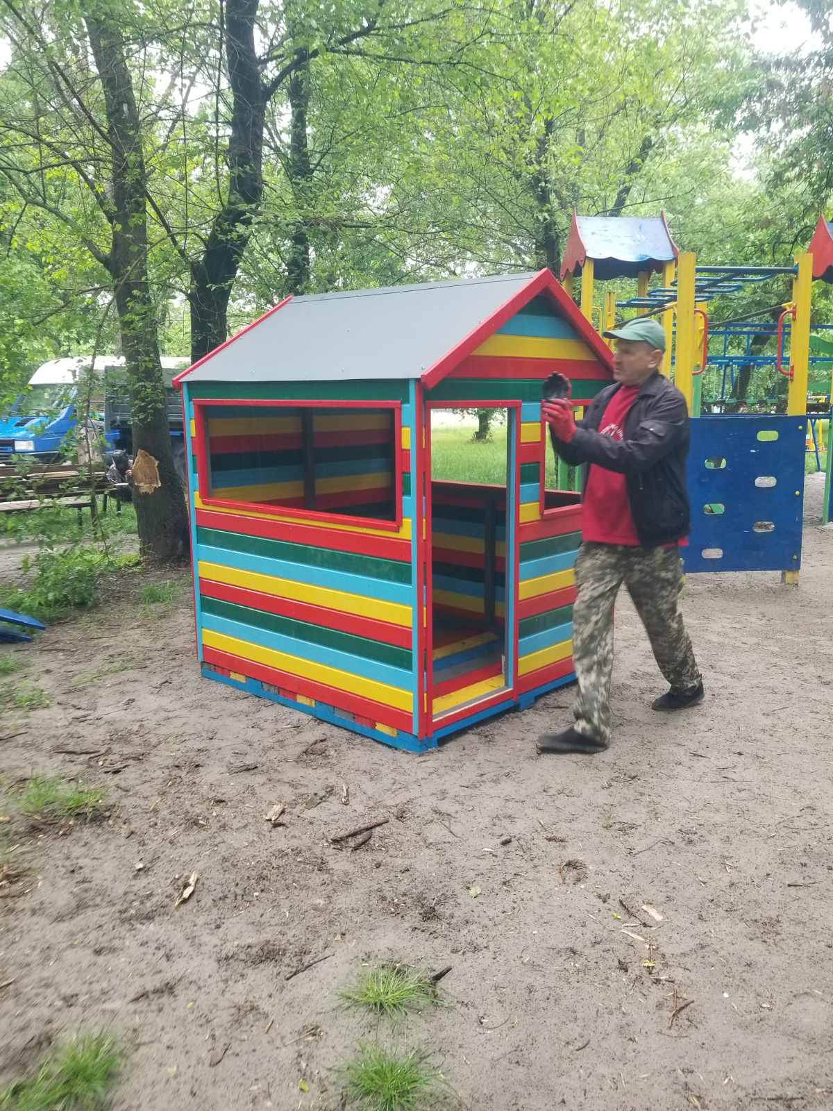 У Фортечному районі Кропивницького облаштували п'ять дитячих майданчиків