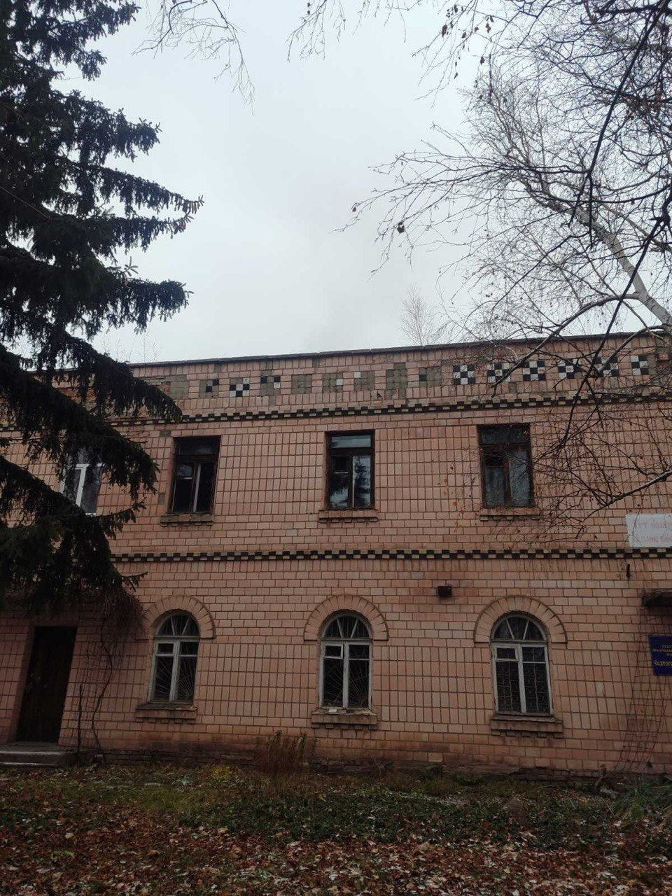 У Помічній виставили на продаж будівлю санстанції за одну гривню