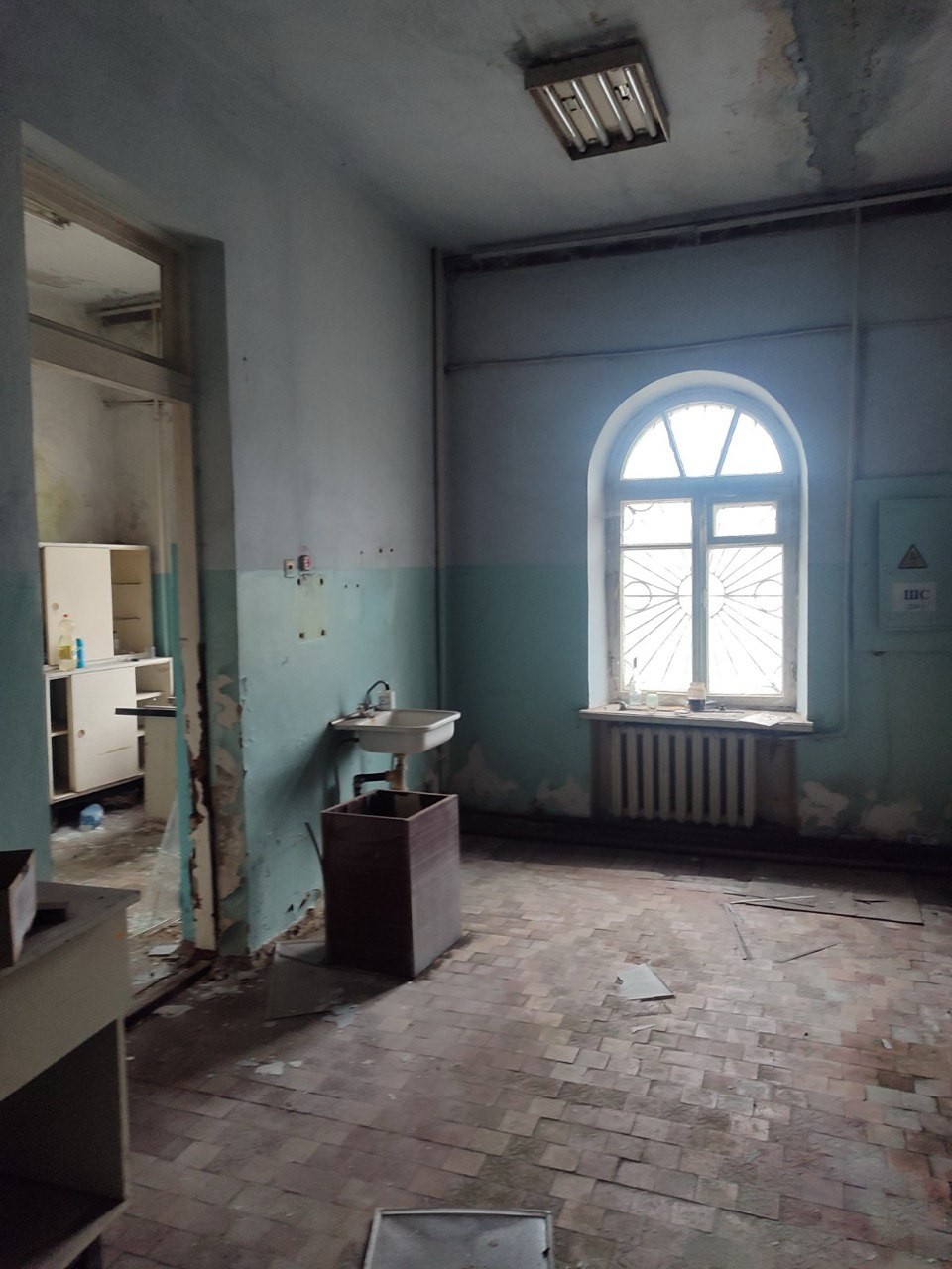 У Помічній виставили на продаж будівлю санстанції за одну гривню