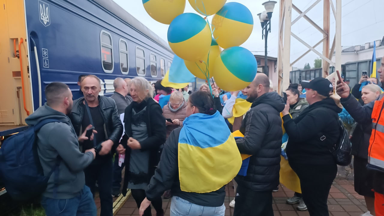 У Знам'янці зустріли звільненого з полону військового Валентина Маринича