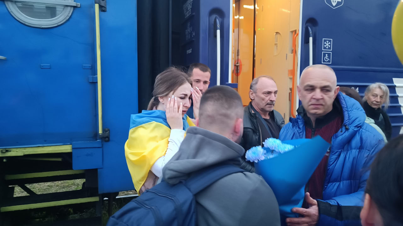 У Знам'янці зустріли звільненого з полону військового Валентина Маринича