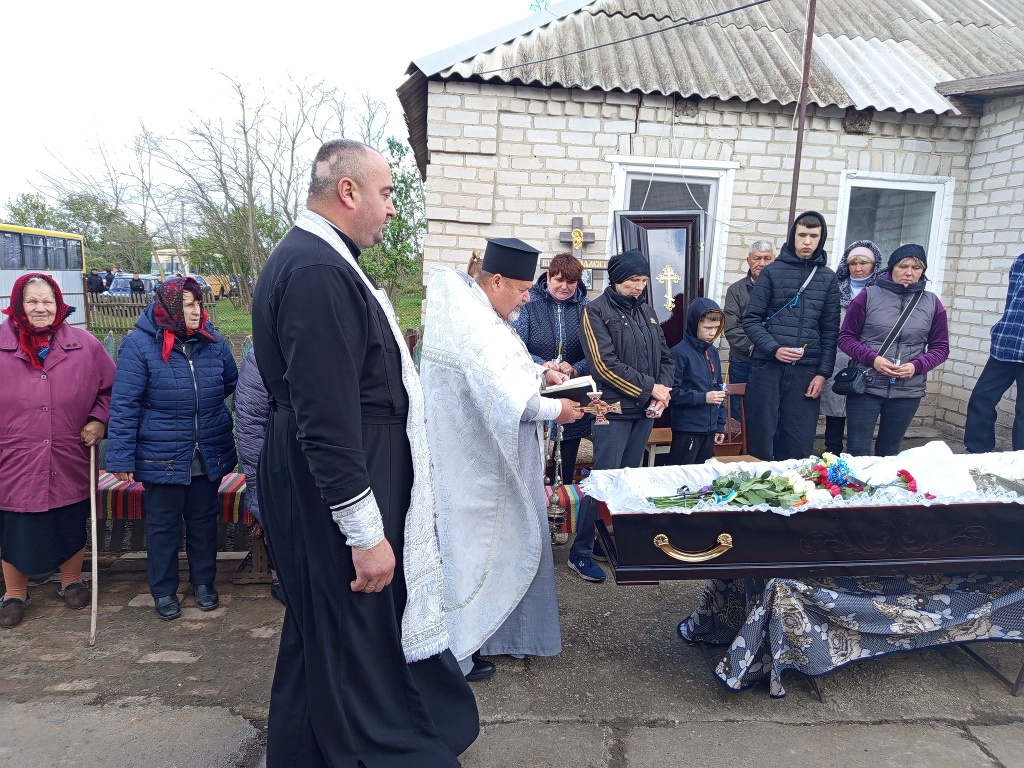 Долинська громала попрощалася з воїном-захисником Тітарчуком Володимиром Івановичем