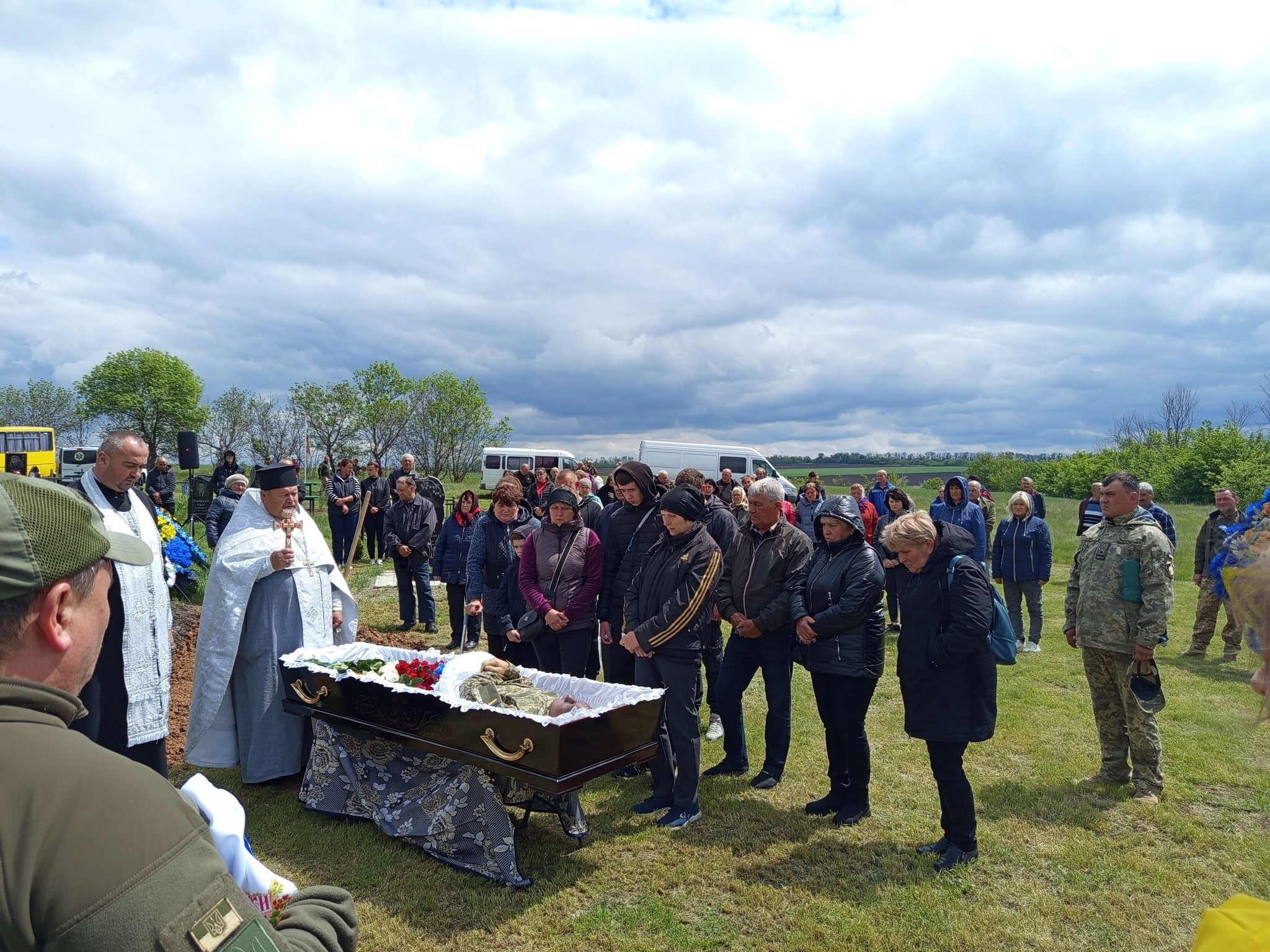 Долинська громала попрощалася з воїном-захисником Тітарчуком Володимиром Івановичем