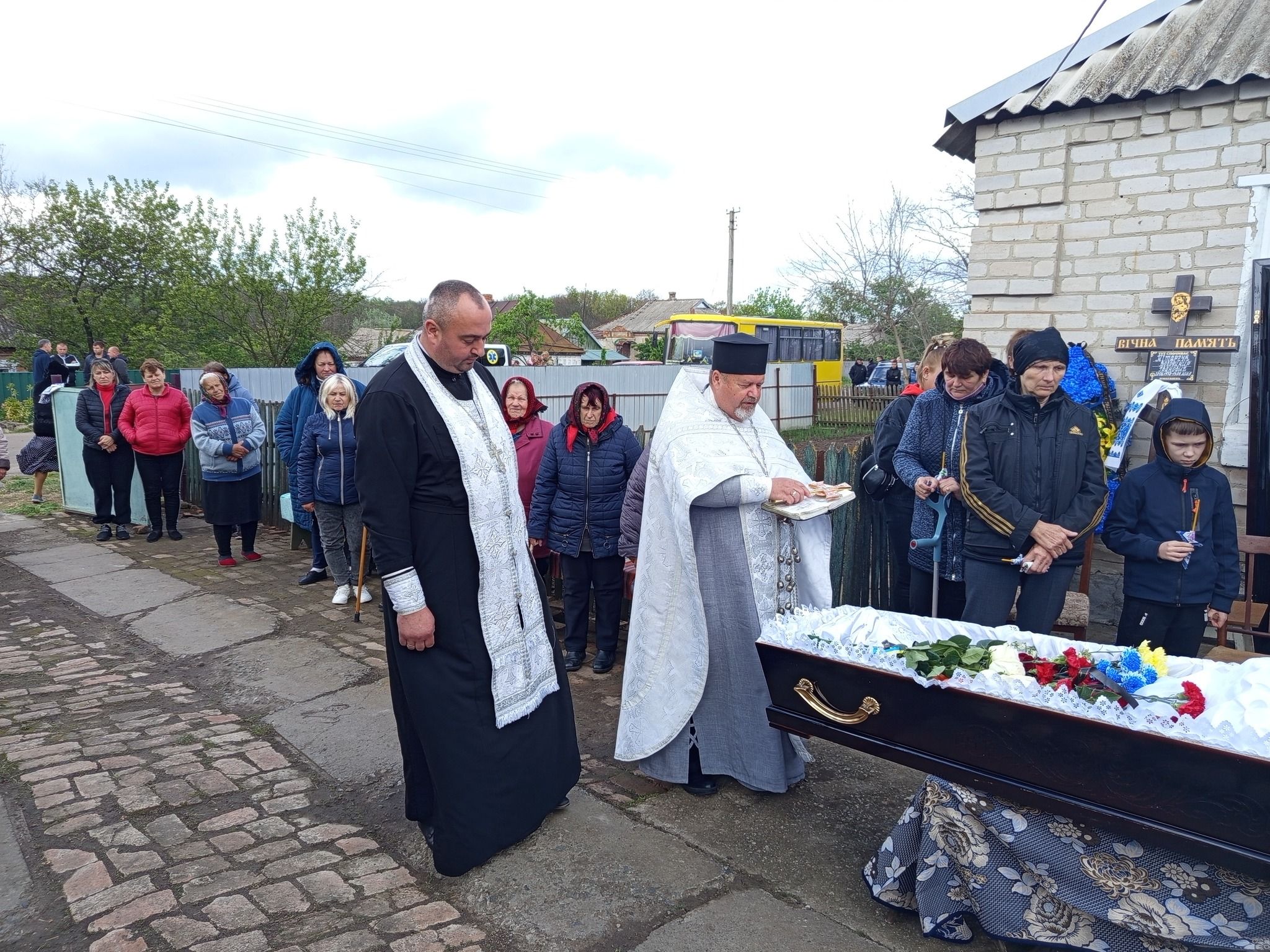 Долинська громала попрощалася з воїном-захисником Тітарчуком Володимиром Івановичем