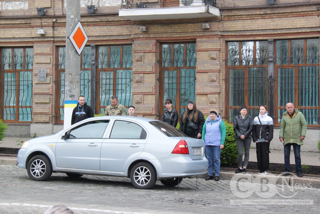 Із загиблим на війні Віктором Березою попрощалися в Кропивницькому