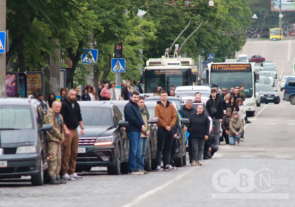 Із трьома військовими попрощалися у Кропивницькому
