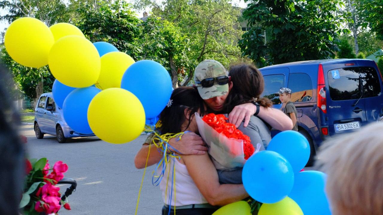 У Суботцівській громаді зустріли звільненого з російського полону воїна