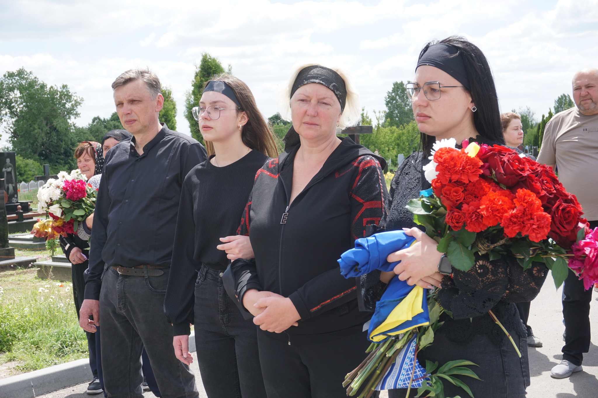В останню путь провели бійця з Гайворонської громади