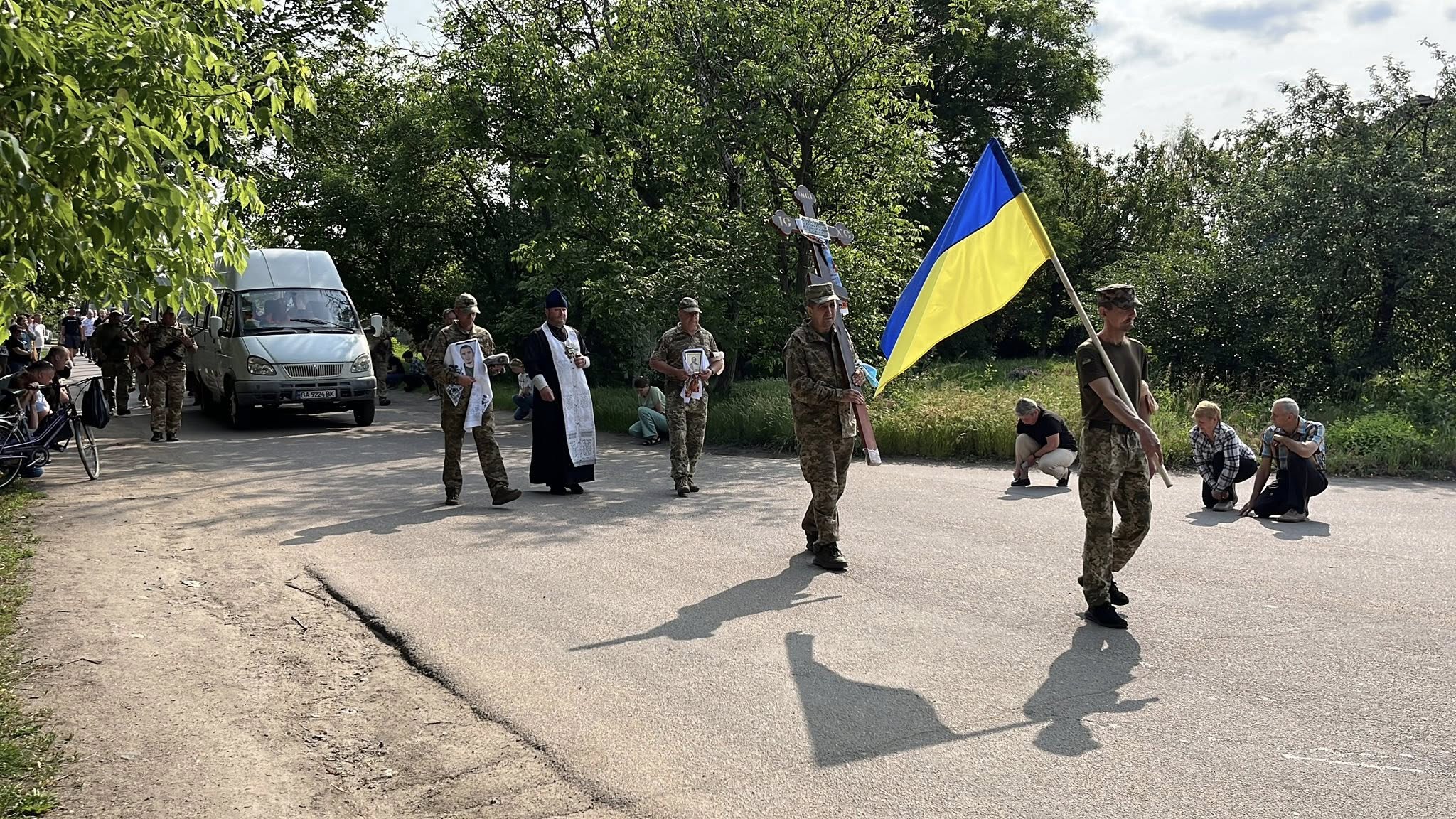 Із загиблим солдатом попрощалися в Кам'янецькій громаді