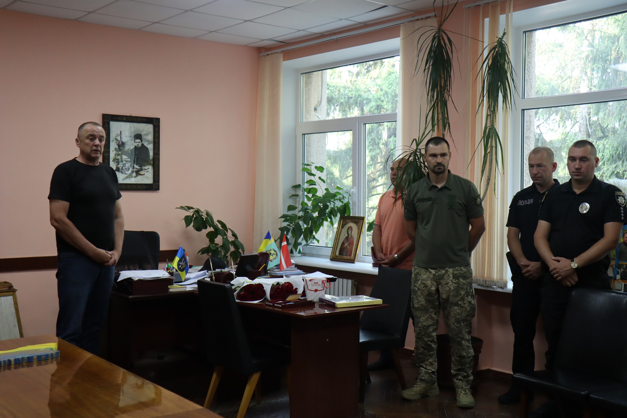 Державні нагороди передали родинам двох загиблих бійців з Онуфріївської громади