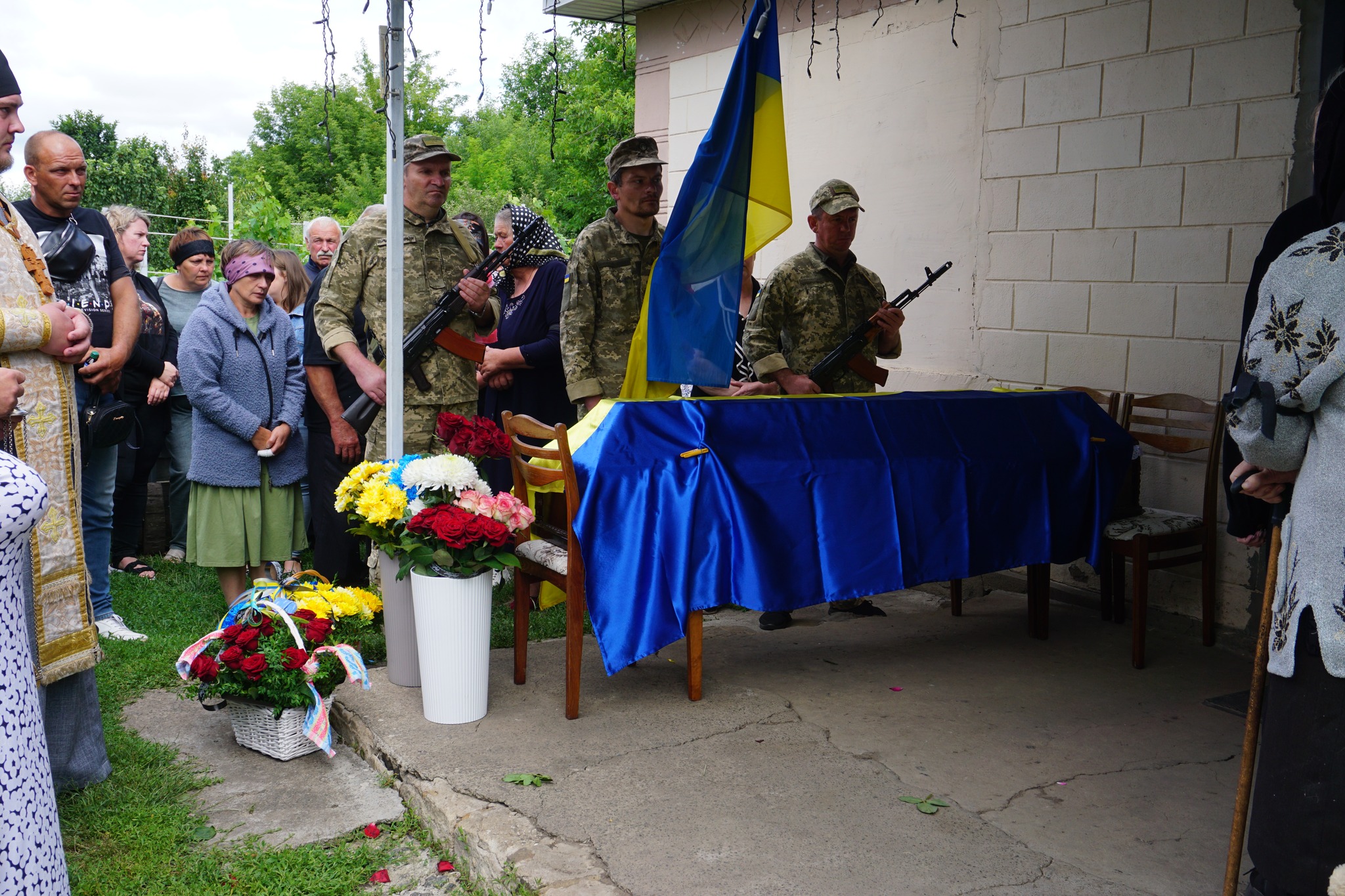 Із загиблим старшим солдатом попрощалися у Гайворонській громаді