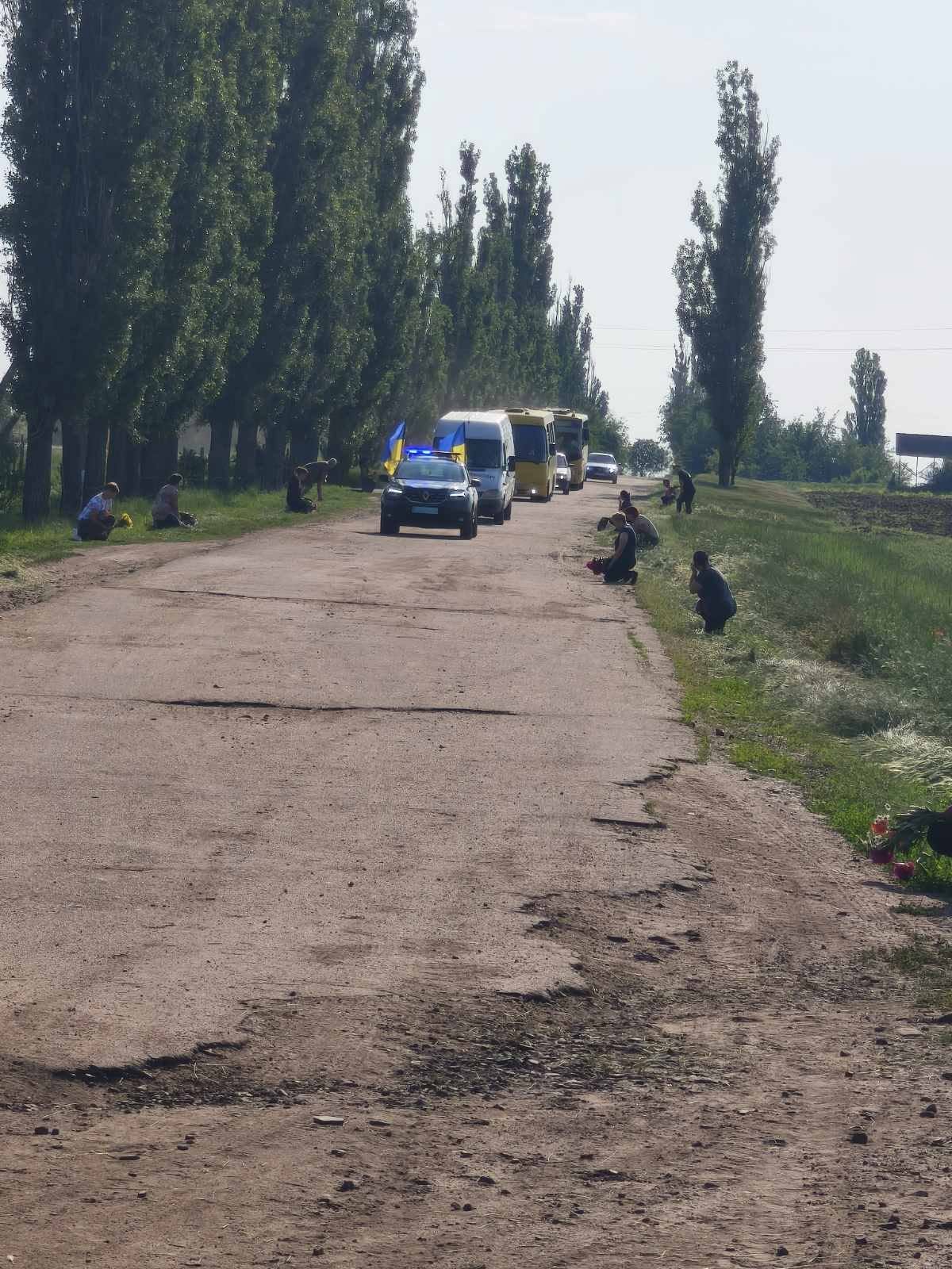 В Устинівській громаді в останню путь провели загиблого військового Миколу Червотоку.