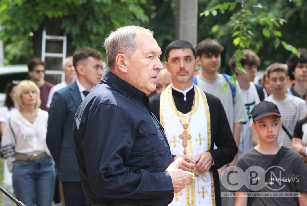 На честь загиблого спецпризначенця Ігоря Замоцького у Кропивницькому відкрили меморіальну дошку
