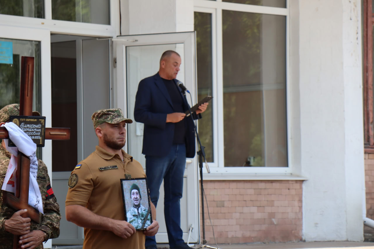 В Онуфріївській громаді провели в останню путь військового