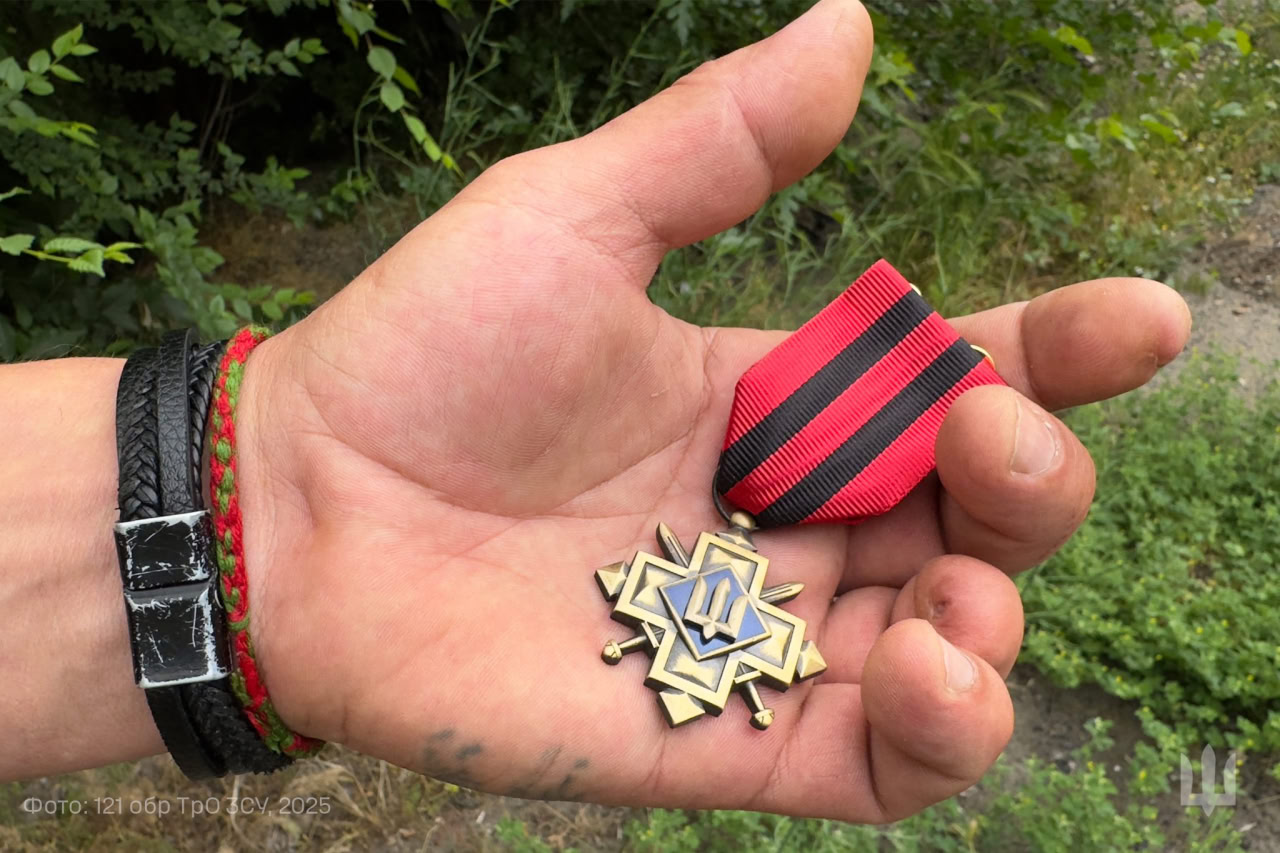 Відзнакою «Золотий хрест» нагородили військового з Кіровоградщини