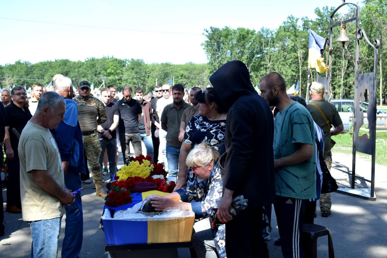 Трьох військових провели в останню путь в Кропивницькому