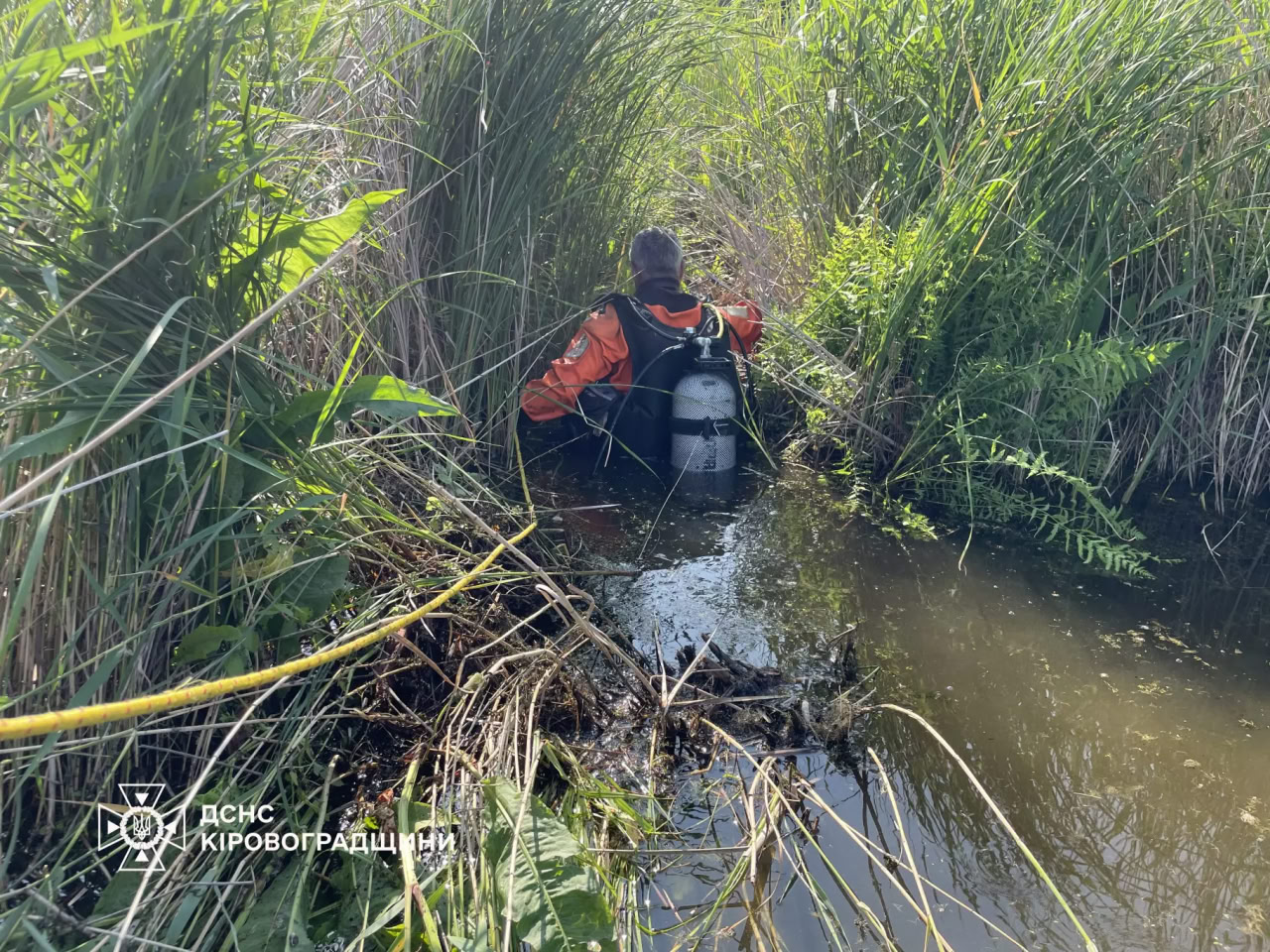Водолази дістали потопельника з річки у Кропивницькому