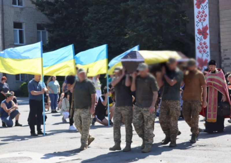 Прощання з воїном у Світловодській громаді