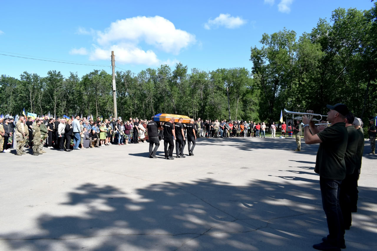 Трьох військових провели в останню путь в Кропивницькому