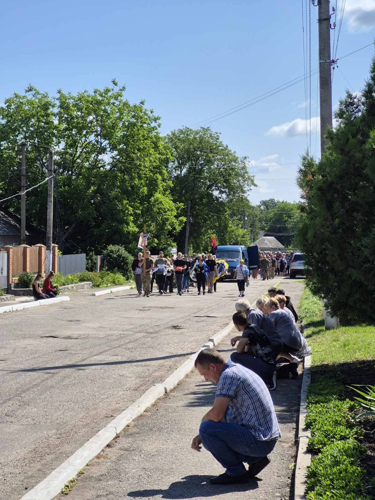 У Суботцівській громаді в останню путь провели загиблого на Донеччині воїна Григорія Письменюка.