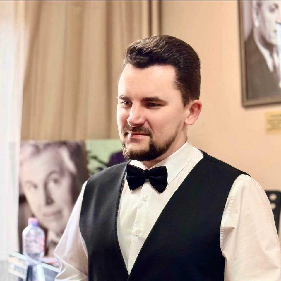 Олександр Безай
