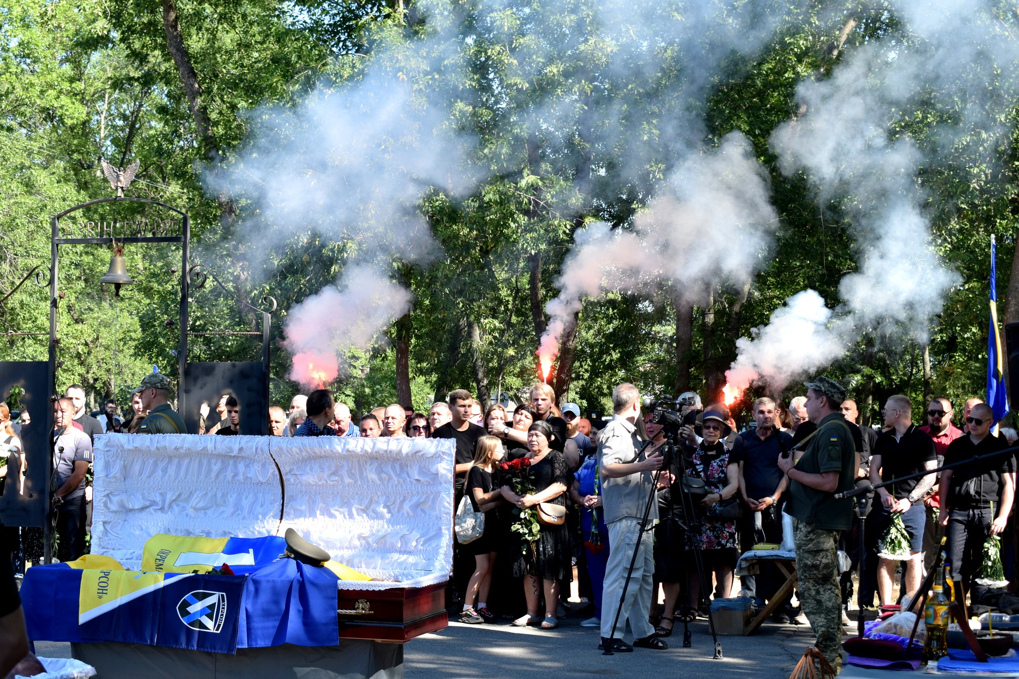 У Кропивницькому в останню путь провели військових Віталія Кирилюка та Романа Куценка.