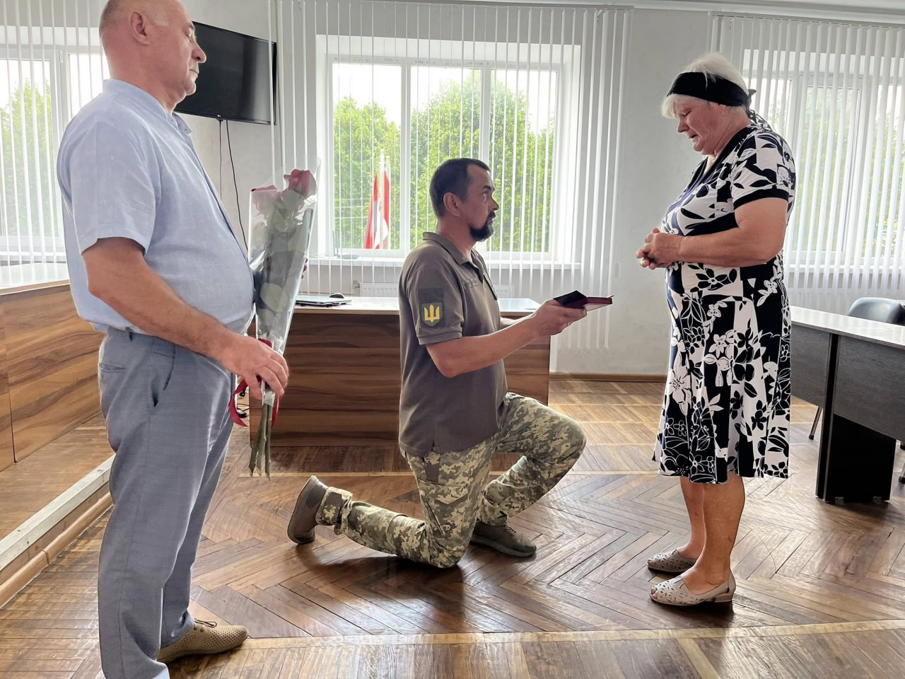 Рідним загиблих військових з Кам'янецької громади вручили їхні ордени