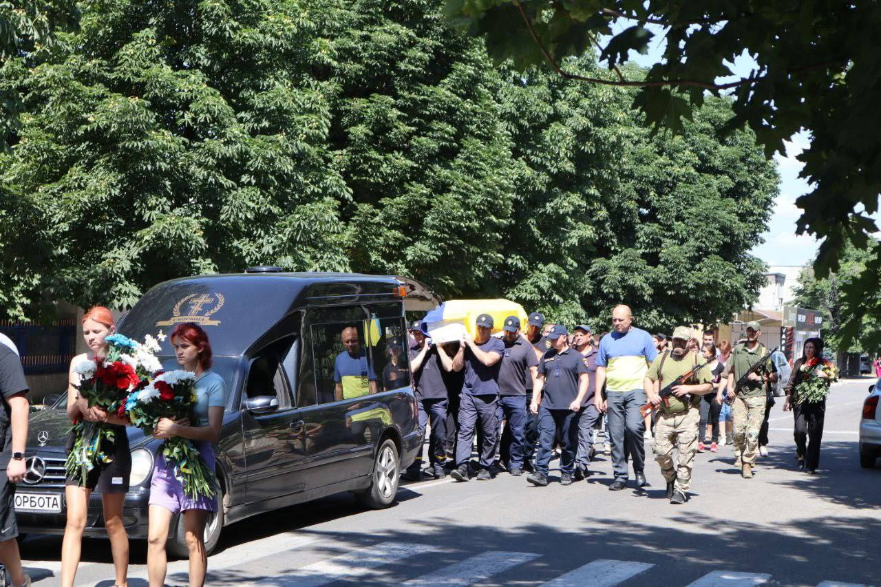 Із загиблим військовим попрощалися в Новоукраїнці